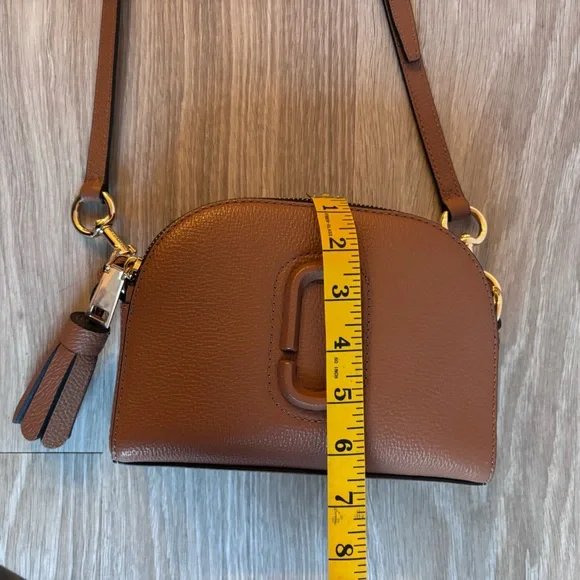 MARC JACOBS Shutter Camera Bag Argan Oil Brown - Picture 8 of 11